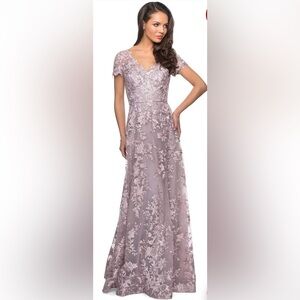 La Femme Formal Dress - 27870 Short Sleeve Lace Overlaid A-Line Size 10 Blush
